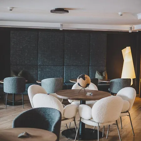Hotel Enzian - Adults Only Obertauern